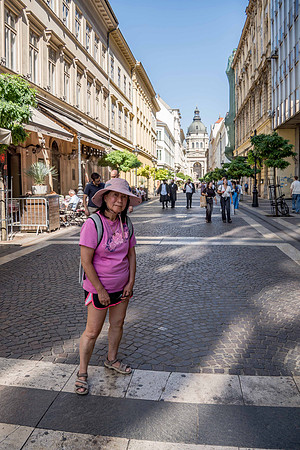 Walking towards St Stephen's Basilica